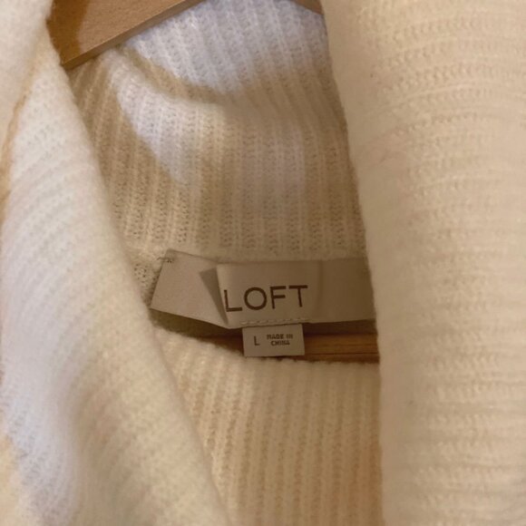 LOFT Sparkle Stripe Turtleneck Tunic Sweater - SZ L - Picture 4 of 6